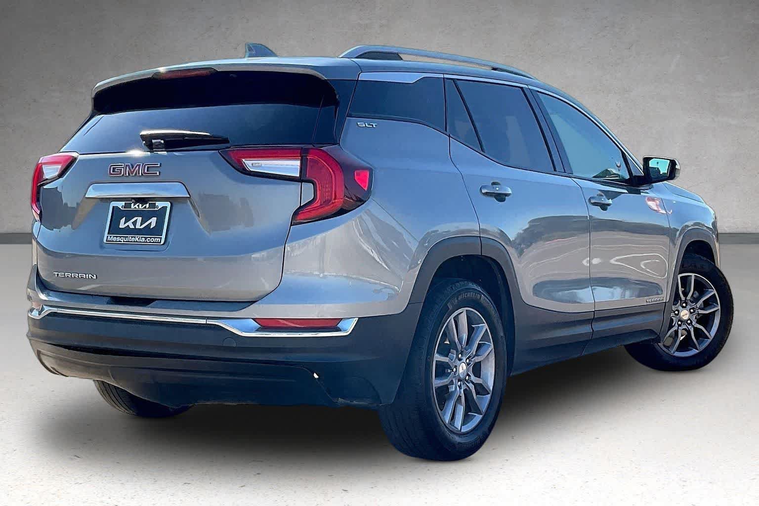 Used 2023 GMC Terrain SLT FWD image 22