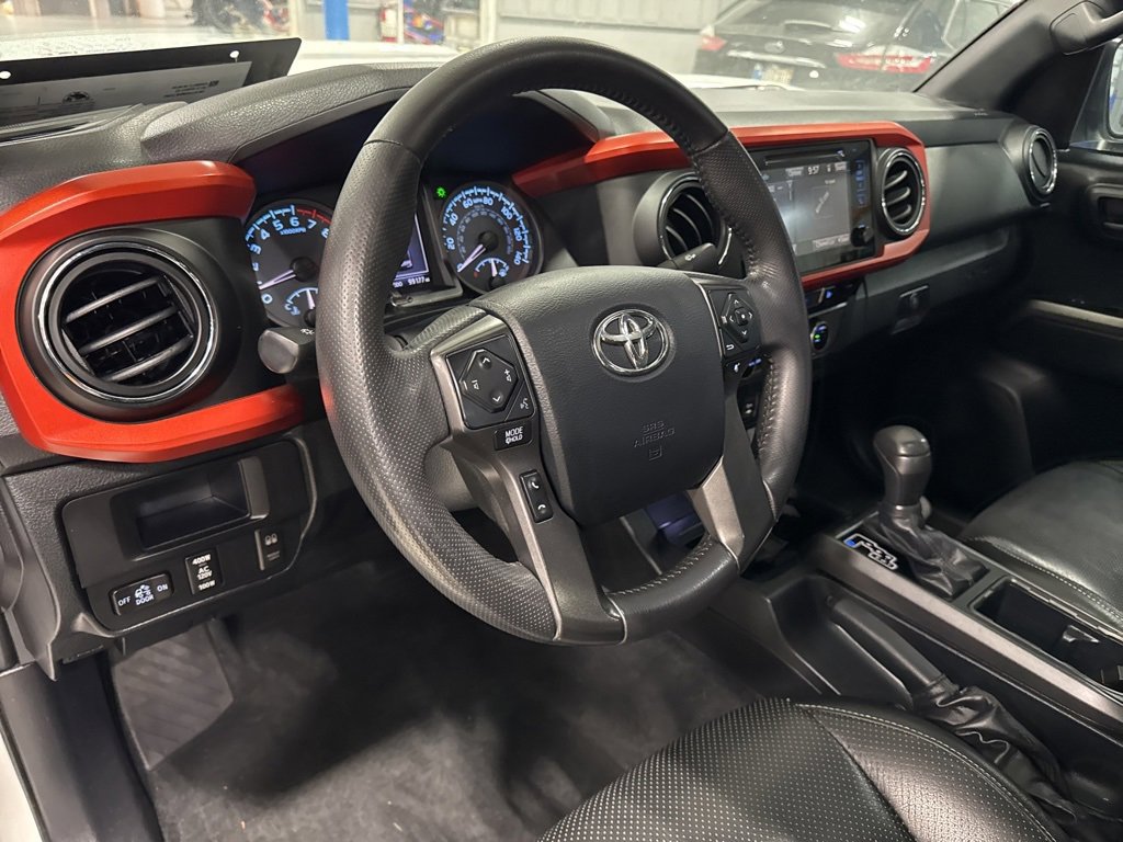Used 2016 Toyota Tacoma TRD Sport w/ Premium & Technology Package image 20