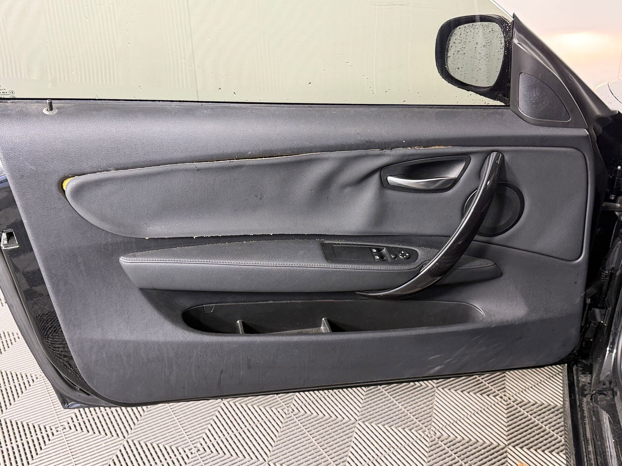 Used 2011 BMW 128i Coupe image 12