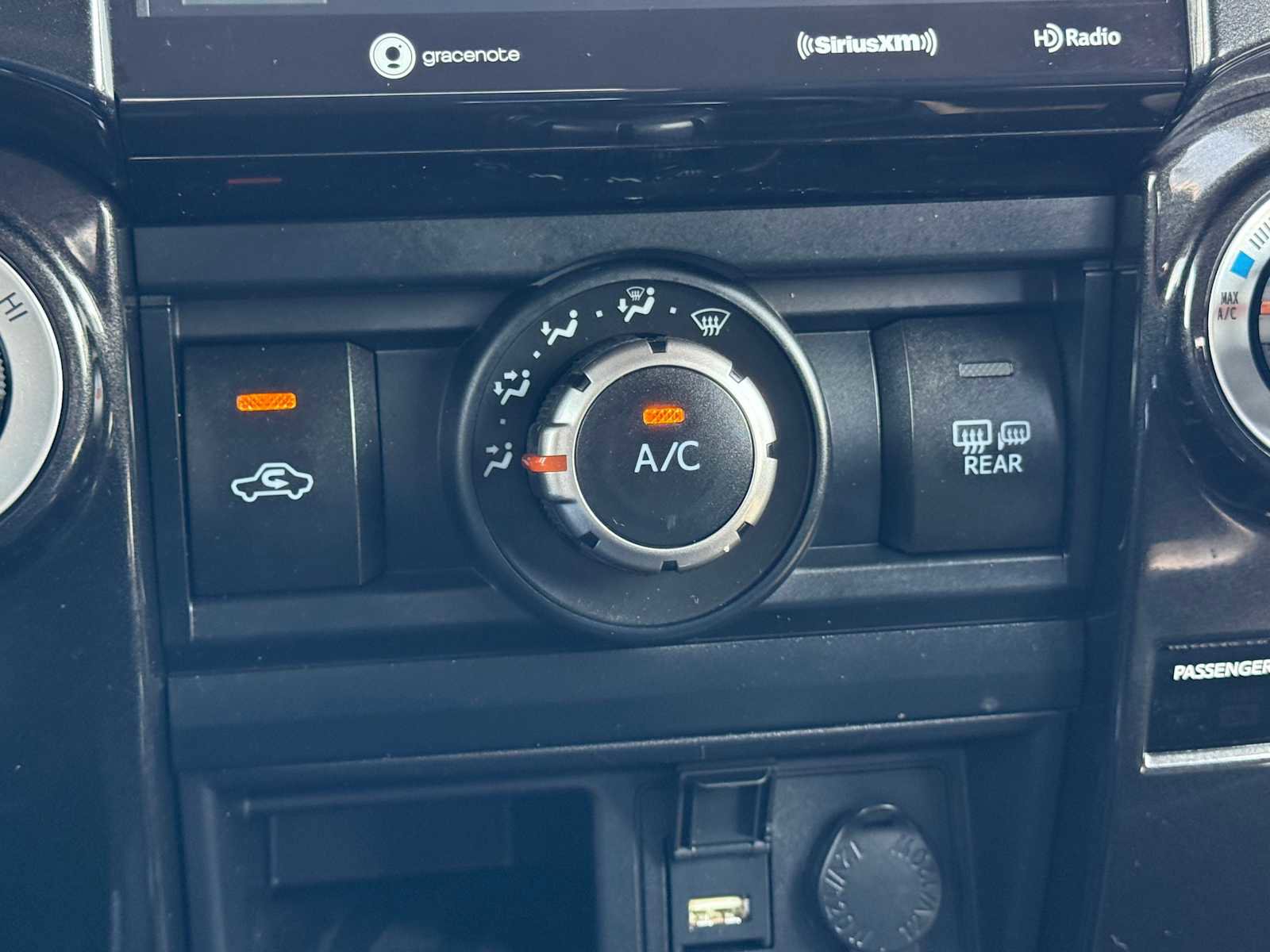 Certified 2024 Toyota 4Runner TRD Off-Road Premium w/ Off Road Premium Plus Package AWD/4WD image 30