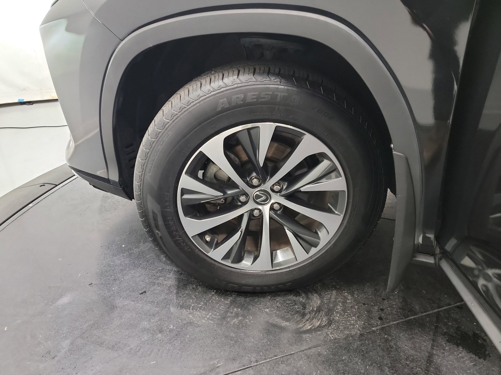 Used 2020 Lexus RX 450h AWD w/ Premium Package image 30