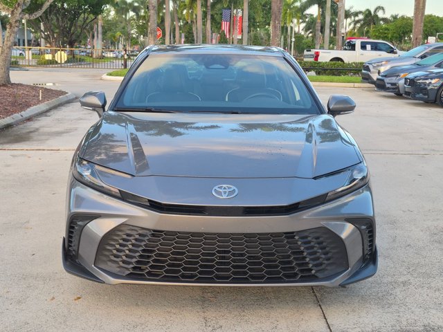 Used 2026 Toyota Camry SE FWD image 2