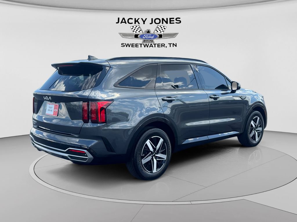 Used 2023 Kia Sorento S w/ Panoramic Sunroof Package image 5