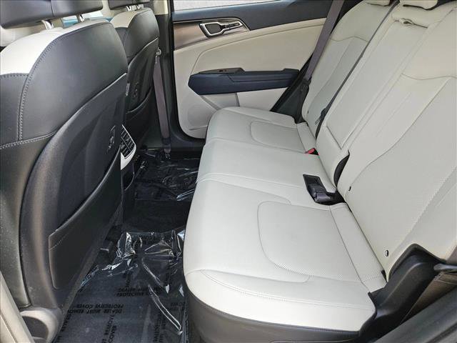 Used 2023 Kia Sportage EX image 24