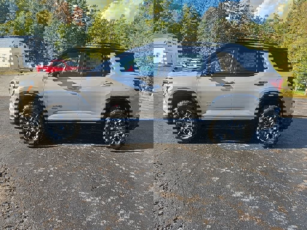 New 2026 GMC Terrain AT4 w/ Convenience Package III image 2