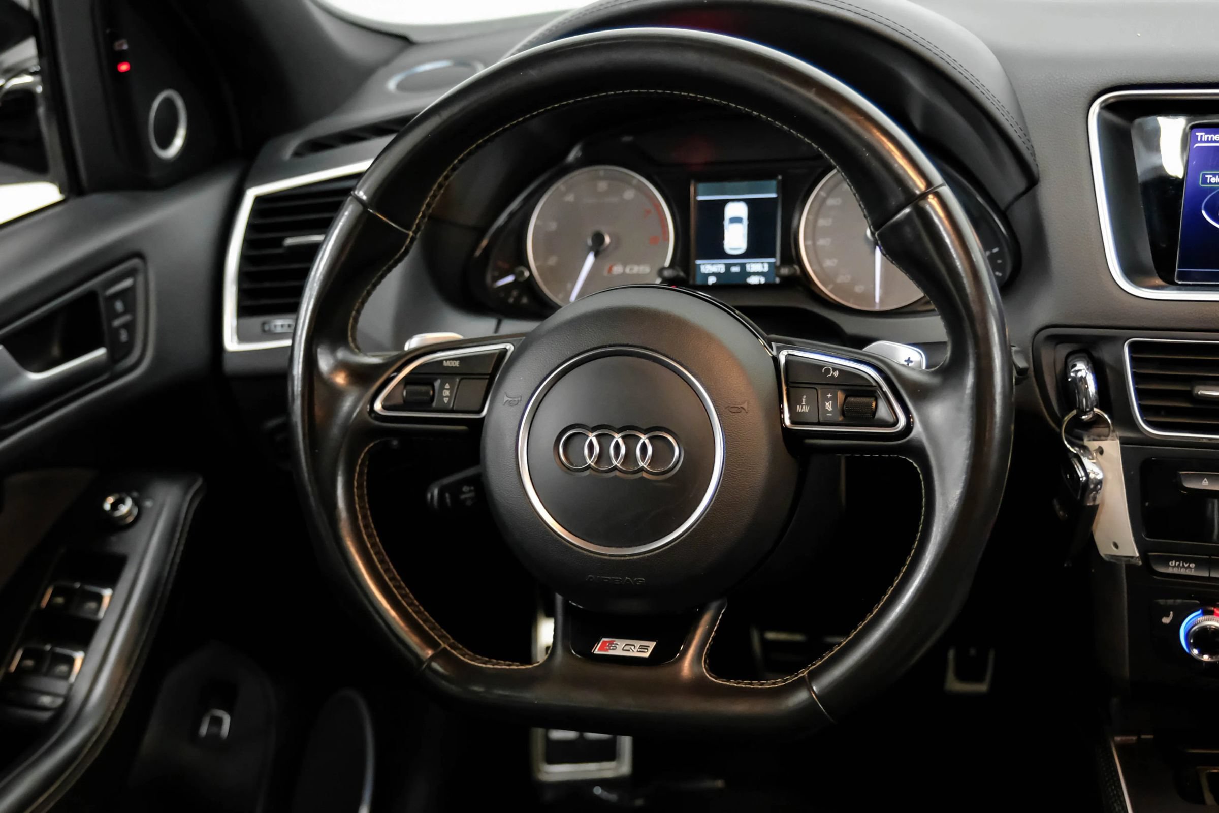Used 2017 Audi SQ5 Premium Plus AWD/4WD image 16