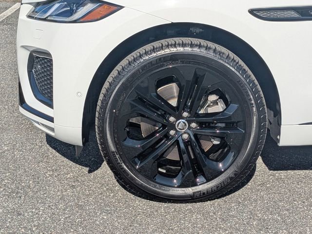 New 2026 Jaguar F-PACE R-Dynamic S image 10