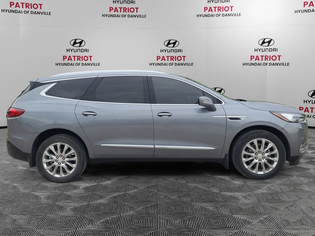 Used 2021 Buick Enclave Premium w/ Sun and Sites Package AWD/4WD image 2