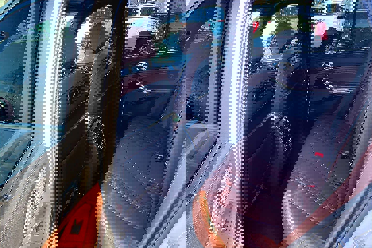 Used 2021 BMW X5 xDrive45e w/ Executive Package image 12