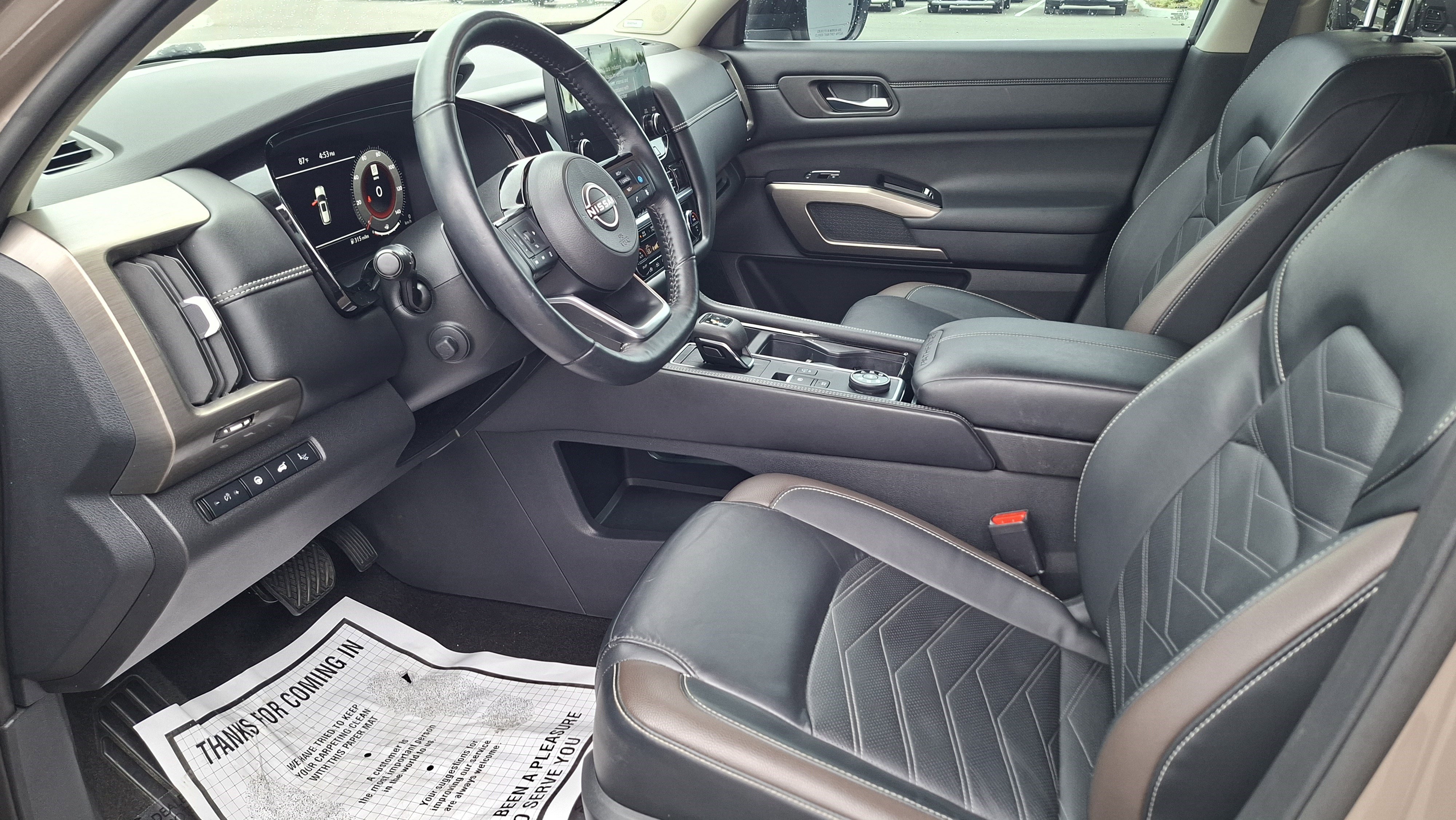 Used 2023 Nissan Pathfinder Platinum AWD/4WD image 9