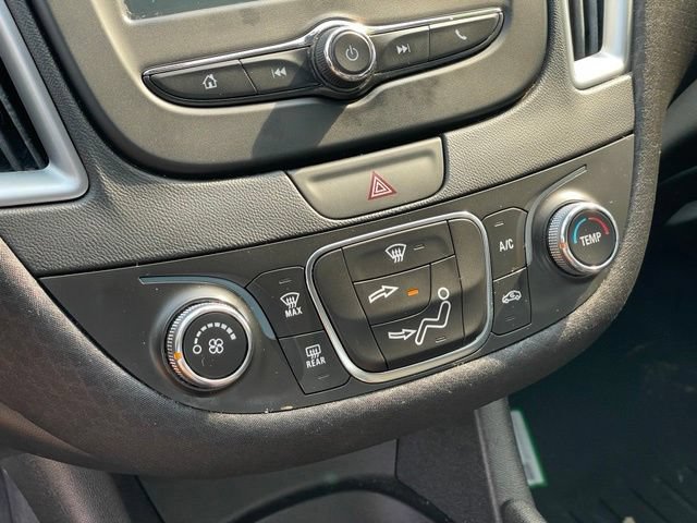 Used 2017 Chevrolet Malibu LS FWD image 19