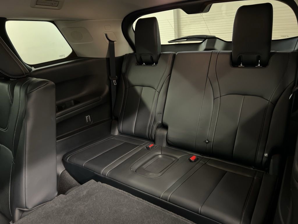 Used 2023 INFINITI QX60 Luxe w/ Vision Package image 32