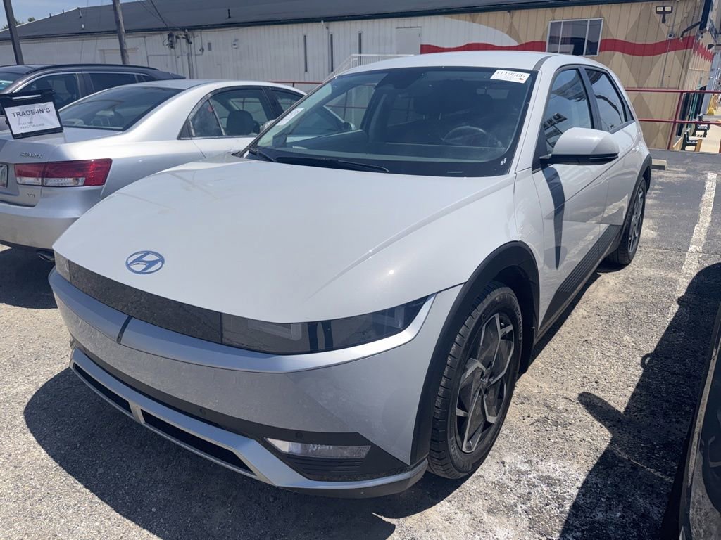 Used 2024 Hyundai Ioniq 5 SEL RWD image 1
