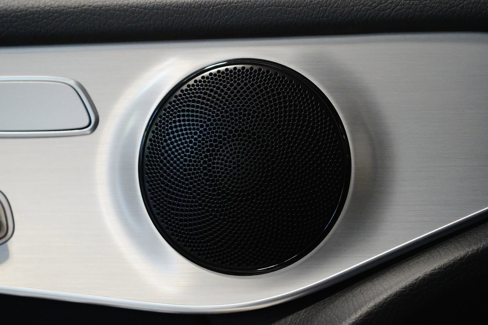 Certified 2021 Mercedes-Benz GLC 300 4MATIC image 29