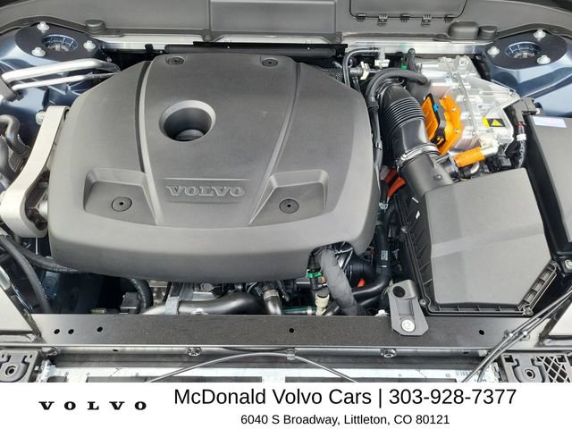 New 2026 Volvo XC60 T8 Plus w/ Protection Package Premier AWD/4WD image 21