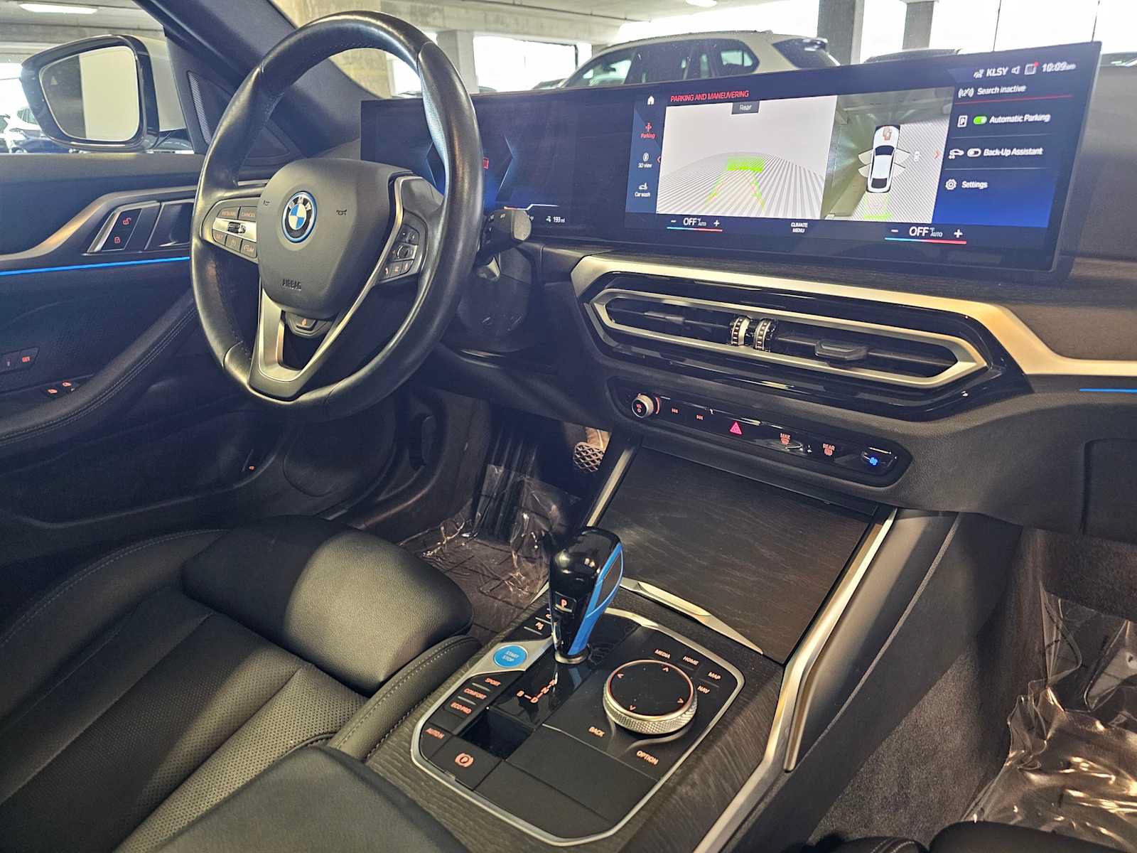 Certified 2023 BMW i4 eDrive35 w/ Premium Package RWD image 32