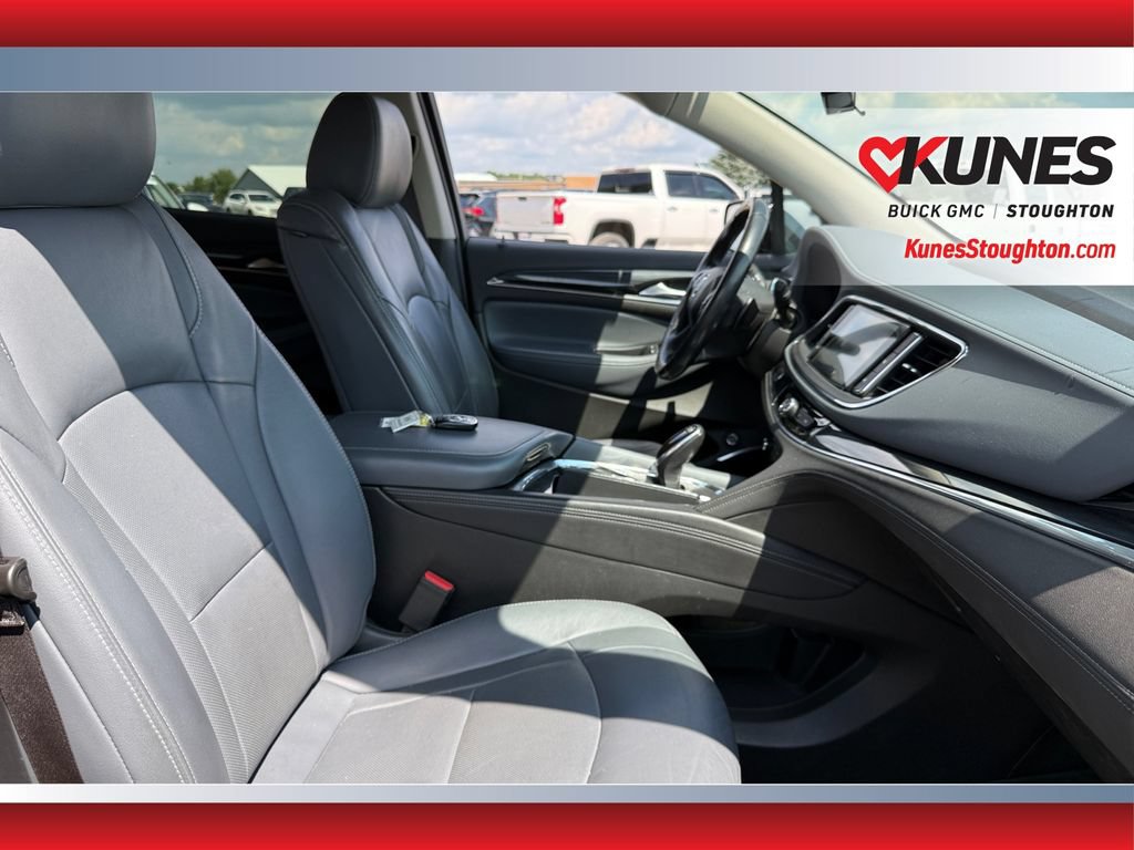 Used 2021 Buick Enclave Premium w/ Surround and Sites Package AWD/4WD image 41