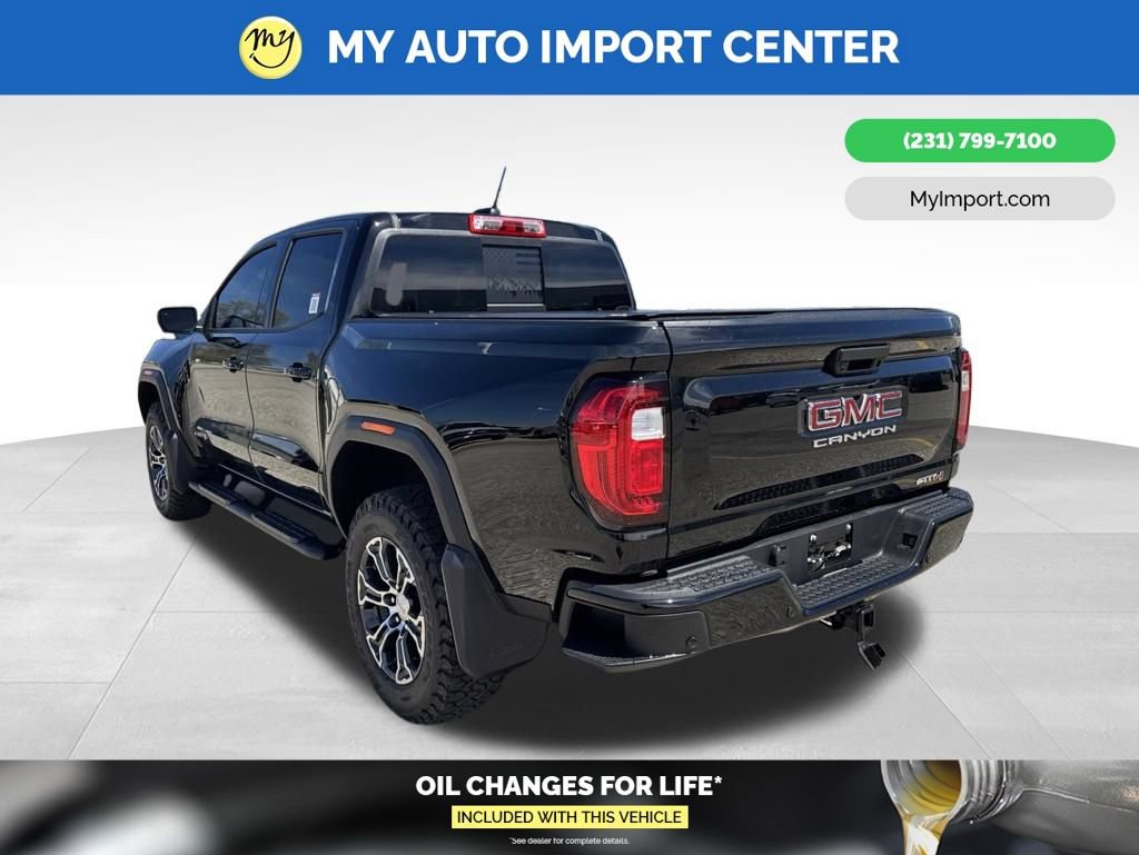 Used 2025 GMC Canyon AT4 w/ AT4 Premium Package AWD/4WD image 5