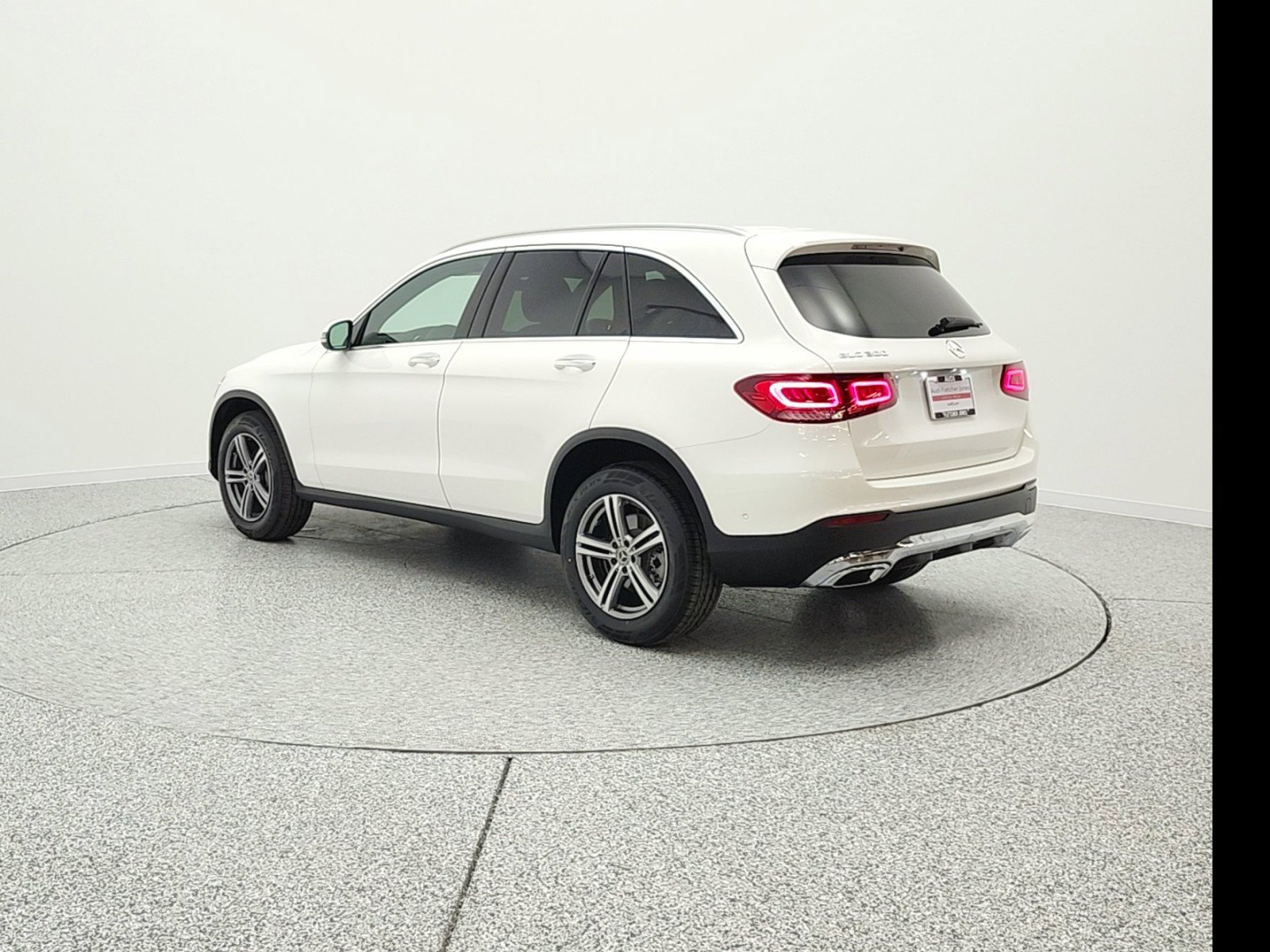 Used 2021 Mercedes-Benz GLC 300 image 7