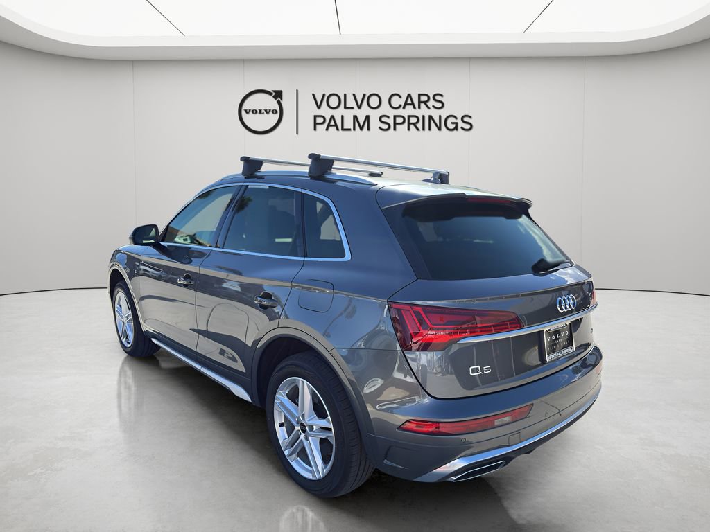 Used 2024 Audi Q5 e Premium Plus w/ Premium Plus Package image 4