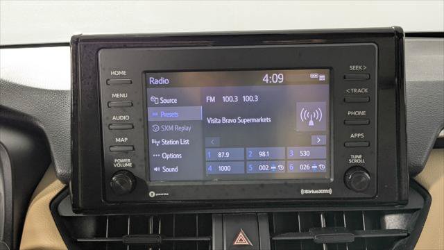 Used 2020 Toyota RAV4 LE FWD image 26
