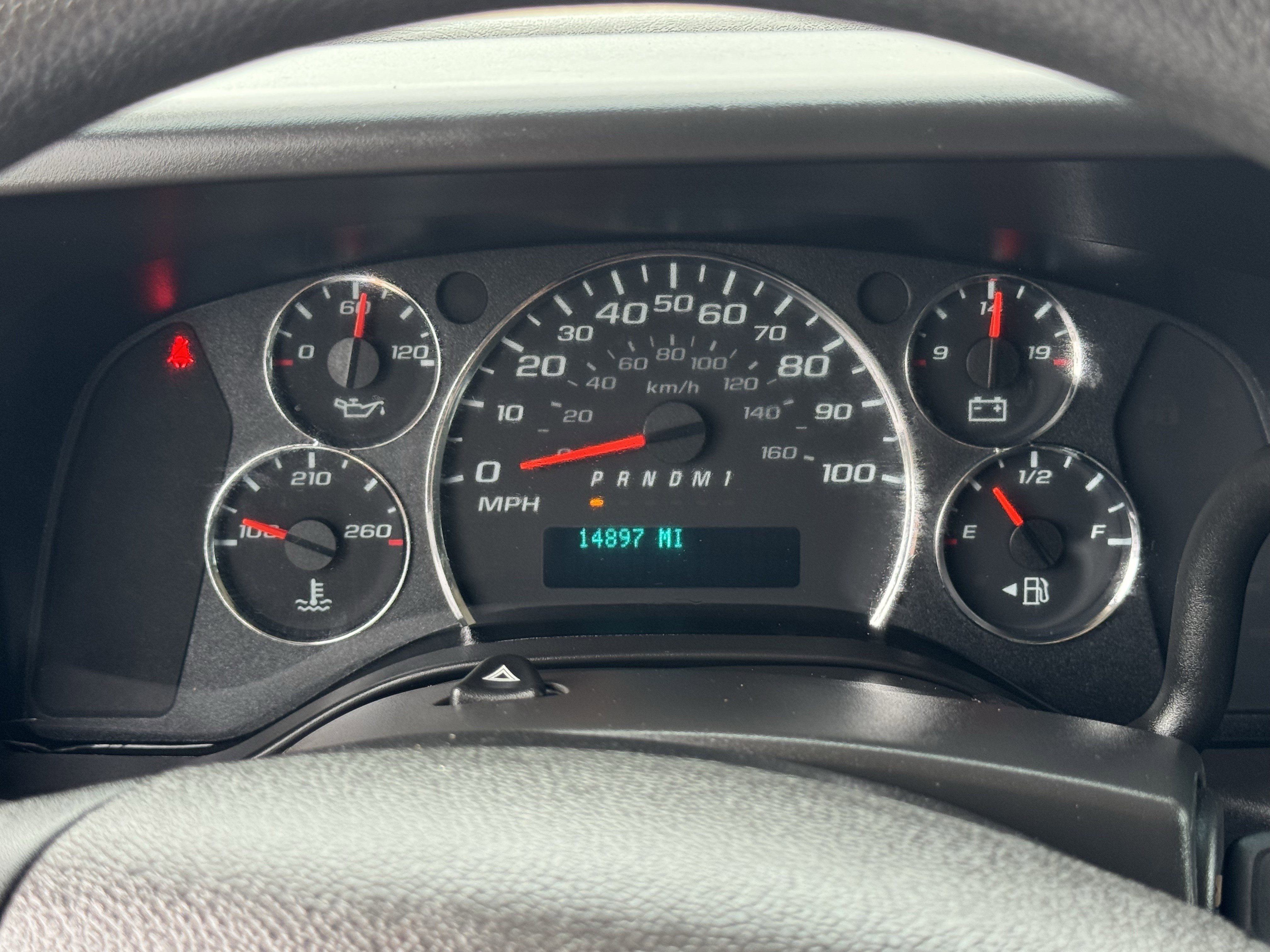 Used 2024 Chevrolet Express 2500 w/ Driver Convenience Package RWD image 16