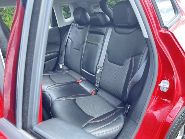 Used 2017 Jeep Compass Trailhawk w/ Navigation Group AWD/4WD image 25