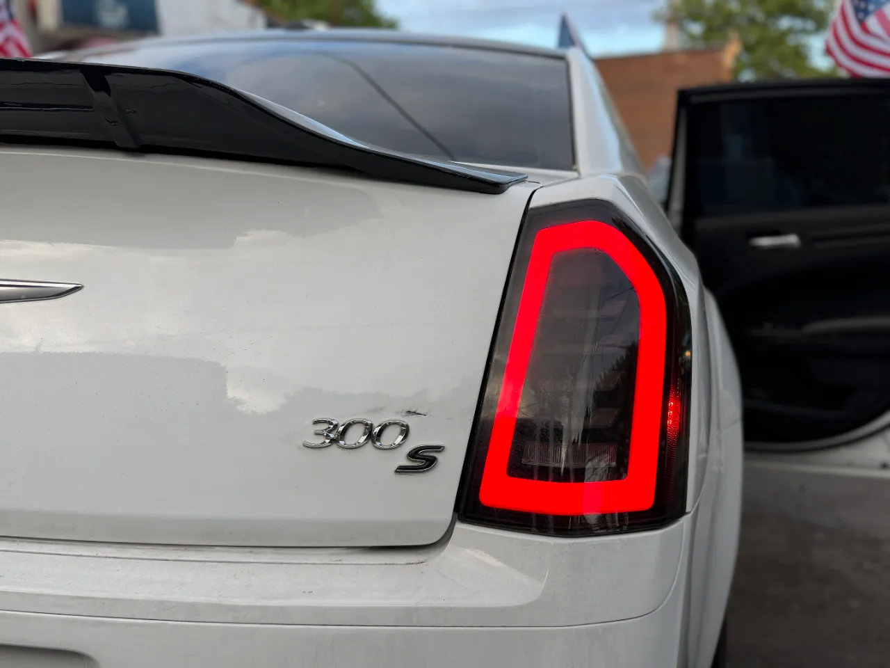Used 2012 Chrysler 300 S RWD image 45