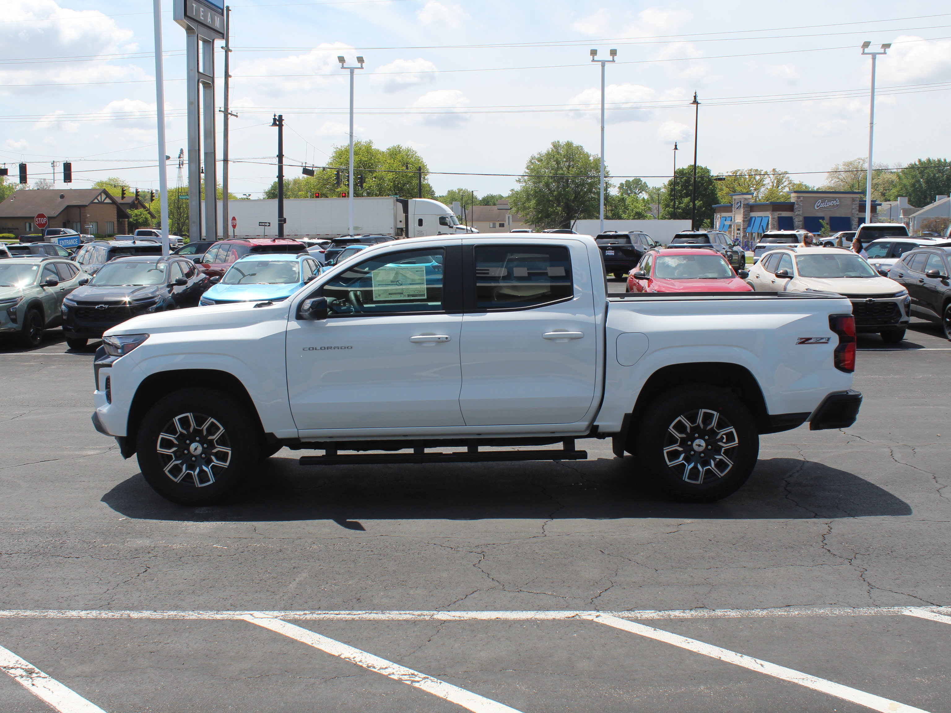 New 2026 Chevrolet Colorado Z71 w/ Technology Package AWD/4WD image 6