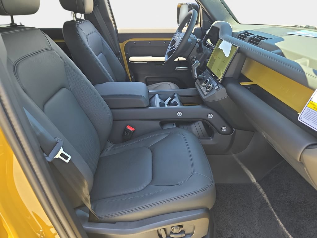 New 2026 Land Rover Defender 110 Trophy Edition AWD/4WD image 10