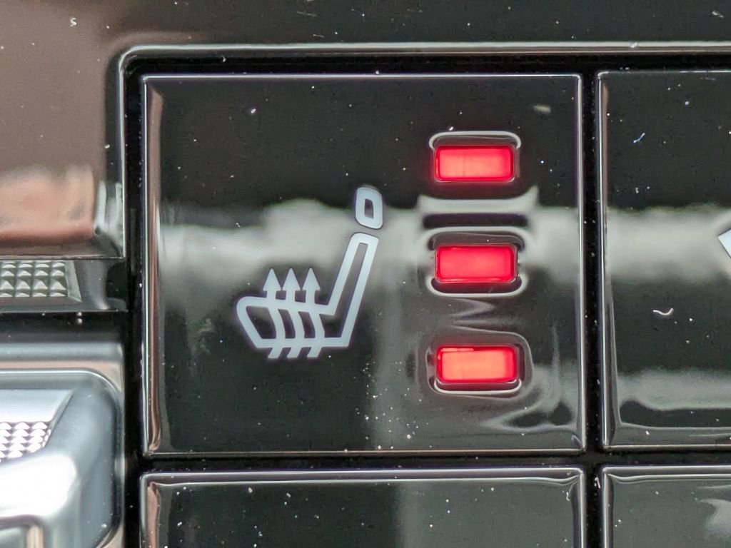 New 2026 Nissan Armada PRO-4X w/ Captain's Chari Seat Package image 22