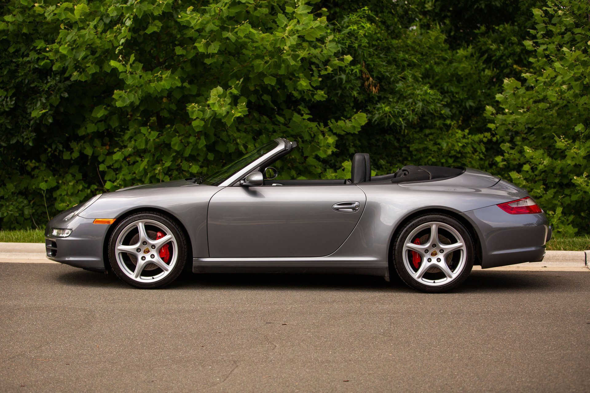 Used 2006 Porsche 911 Carrera 4S AWD/4WD image 7