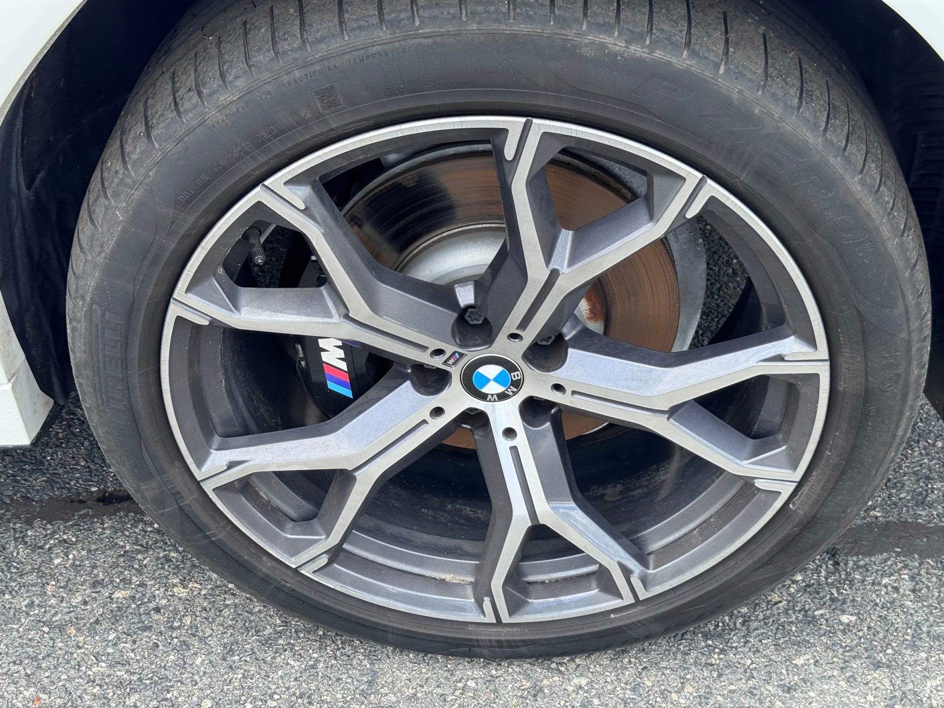 Used 2022 BMW X6 xDrive40i image 9