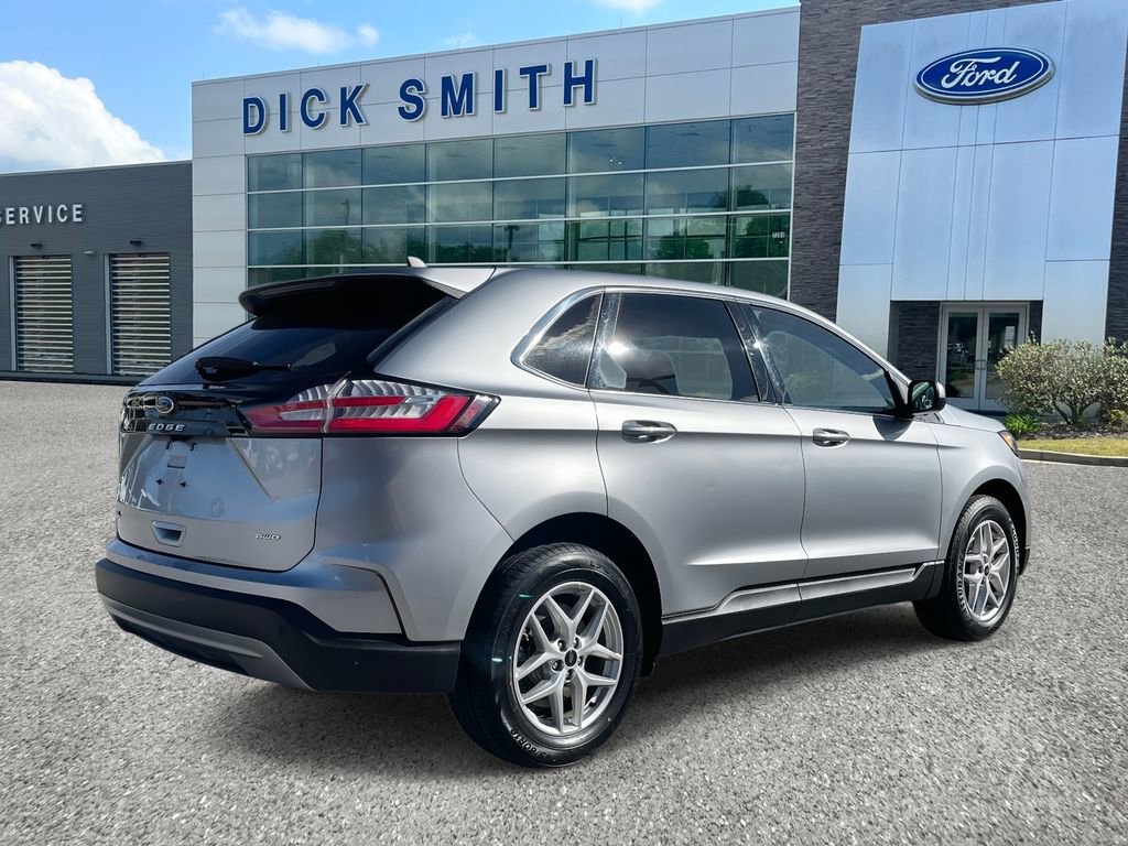 Certified 2023 Ford Edge SEL image 6
