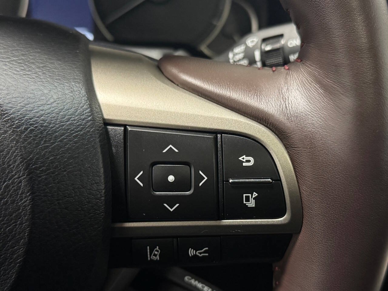 Used 2016 Lexus RX 350 AWD w/ Premium Package image 29
