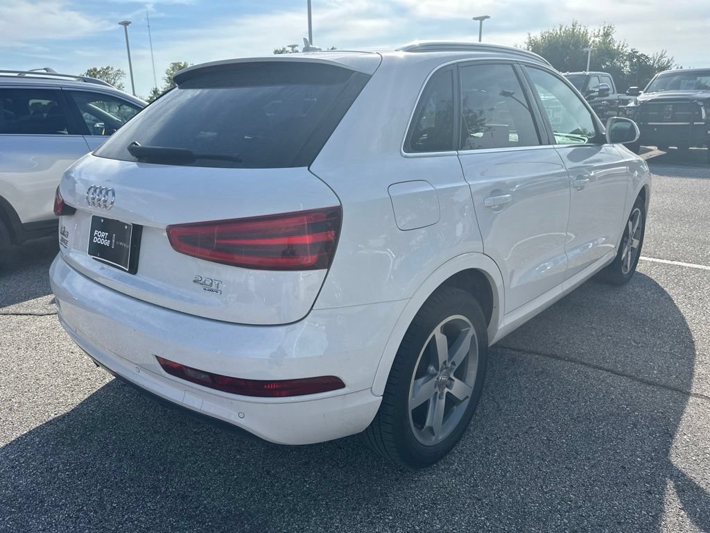 Used 2015 Audi Q3 2.0T Prestige w/ Prestige Package AWD/4WD image 5