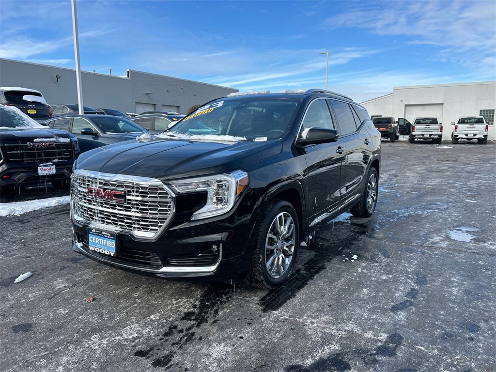 Certified 2023 GMC Terrain Denali image 4