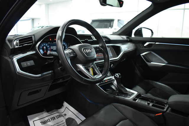 Used 2022 Audi Q3 2.0T Premium Plus w/ Premium Plus Package image 14