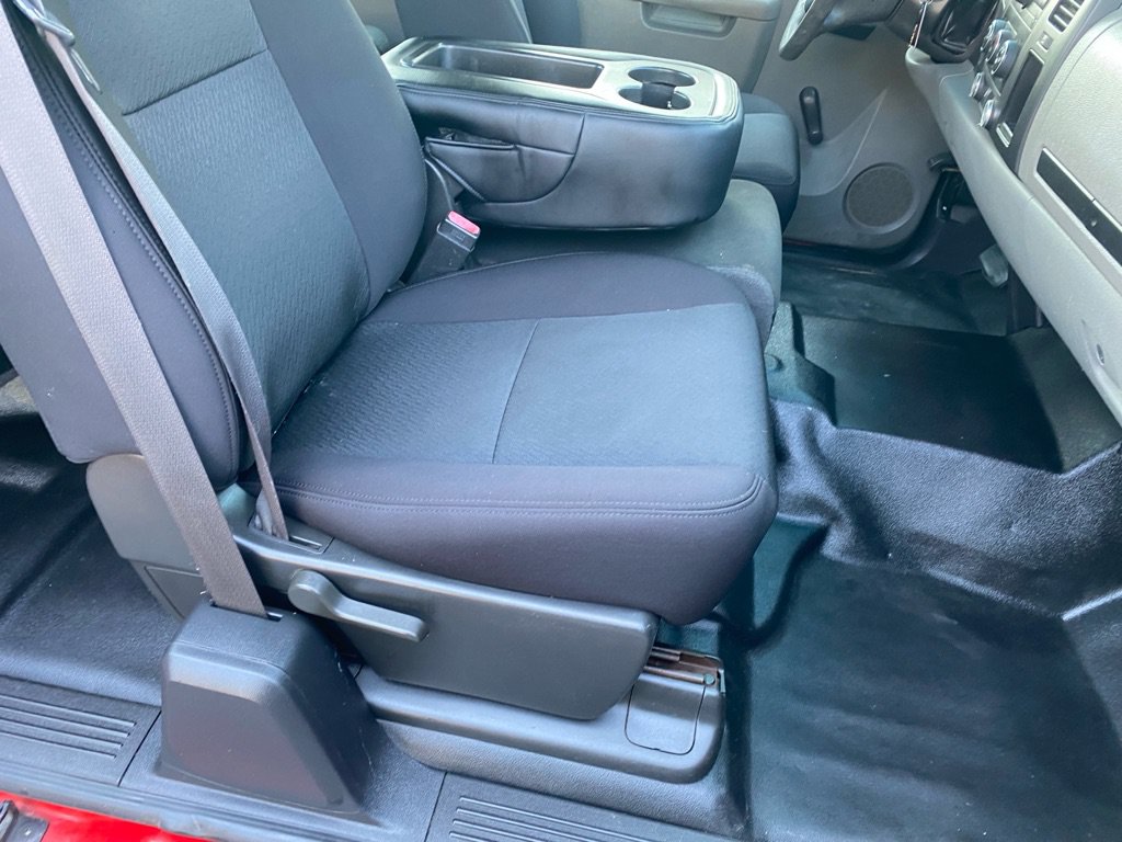 Used 2010 Chevrolet Silverado 1500 W/T RWD image 35