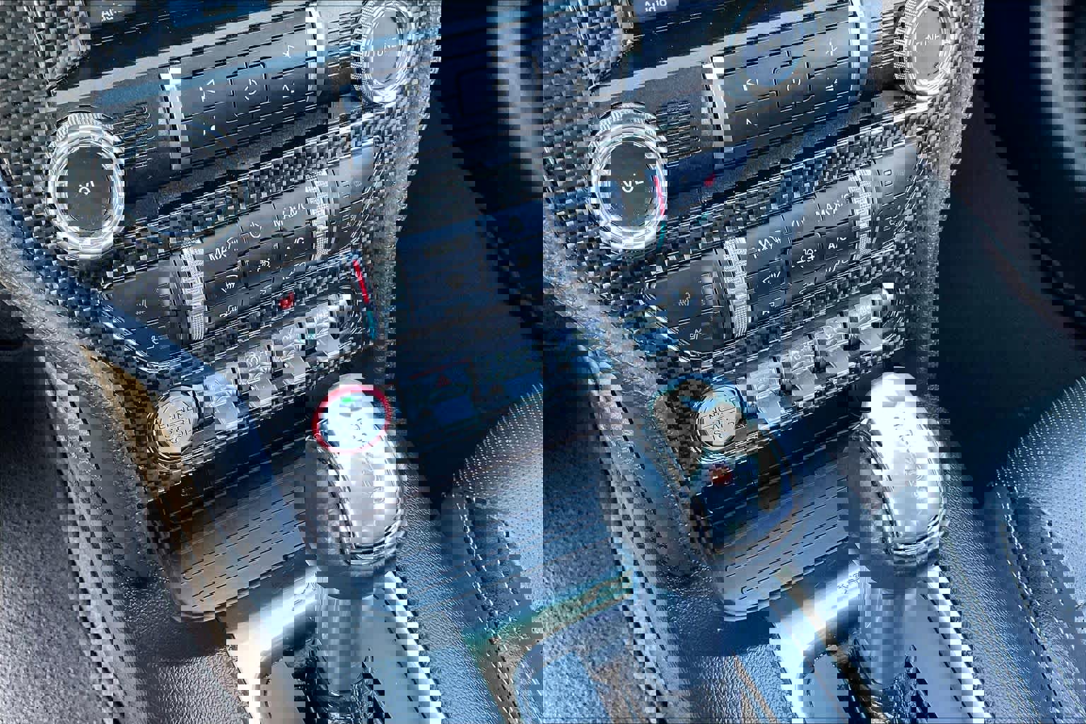 Used 2018 Ford Mustang GT Premium w/ Black Accent Package image 35