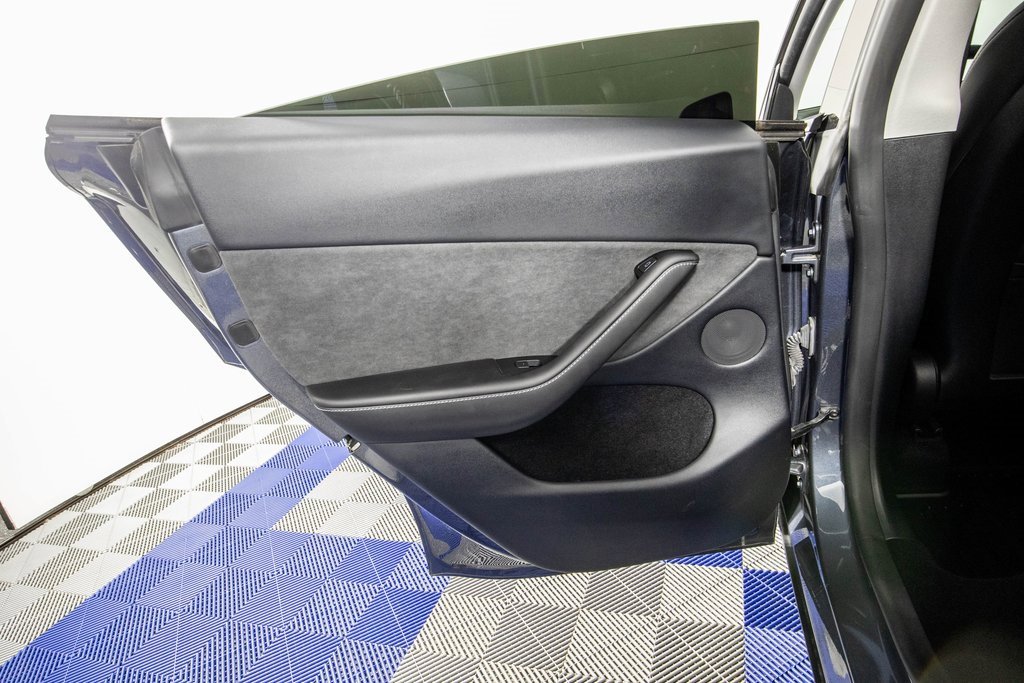 Used 2023 Tesla Model Y Long Range image 13