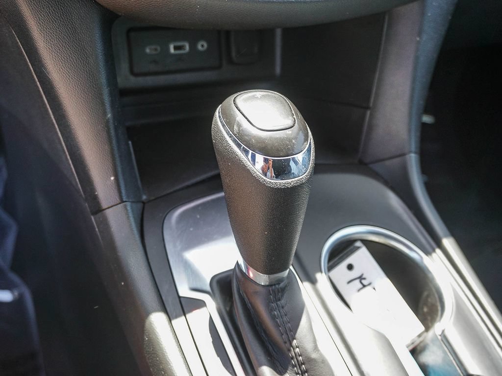 Used 2021 Chevrolet Equinox LT FWD image 22