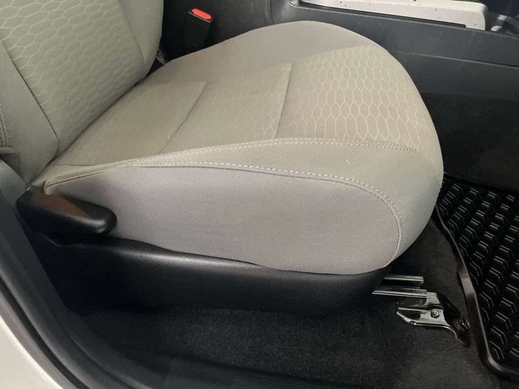 Used 2016 Toyota Tacoma SR5 AWD/4WD image 60