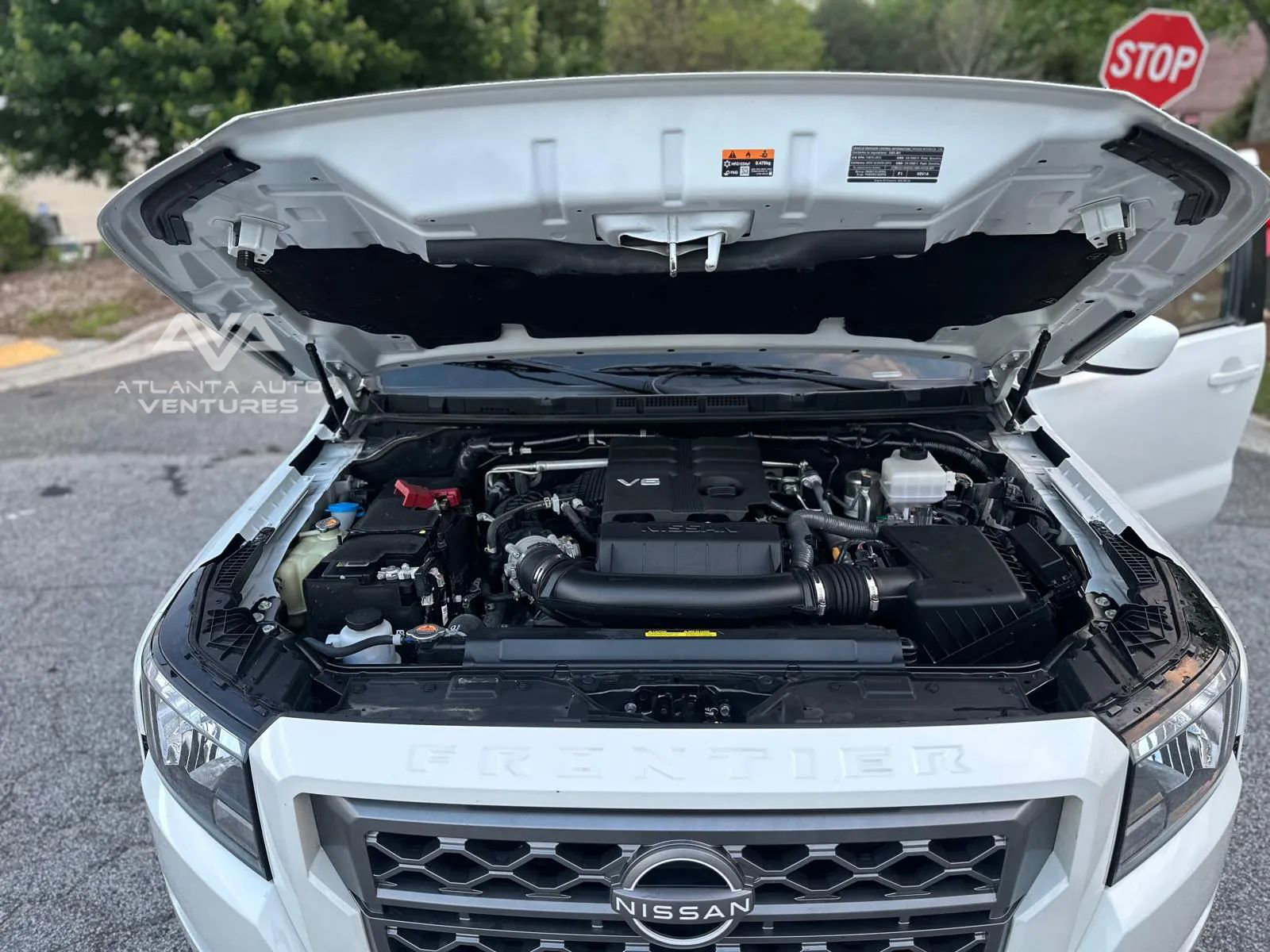 Used 2023 Nissan Frontier SV image 45