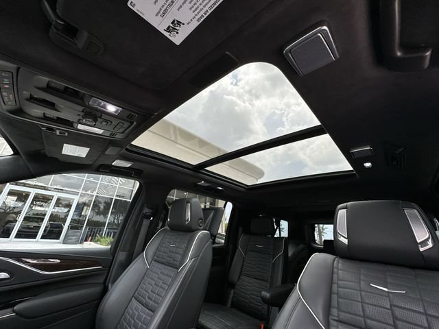 Certified 2024 Cadillac Escalade ESV Premium Luxury Platinum AWD/4WD image 27