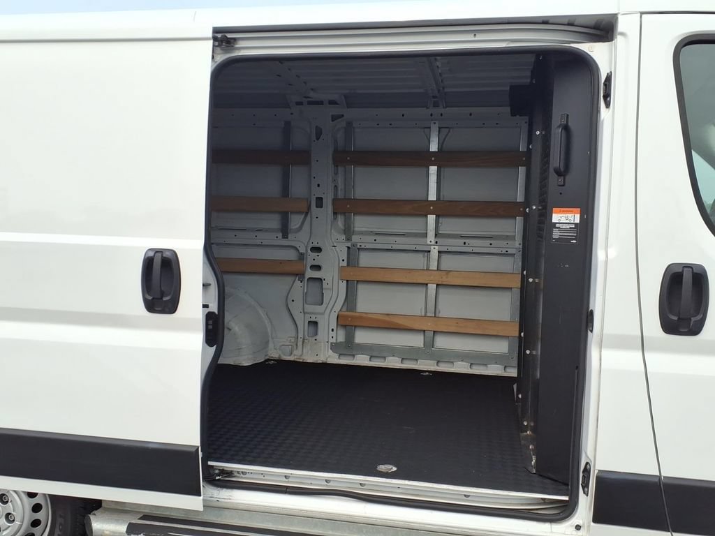 Used 2025 RAM ProMaster 2500 w/ U-Haul Equipment Group FWD image 14