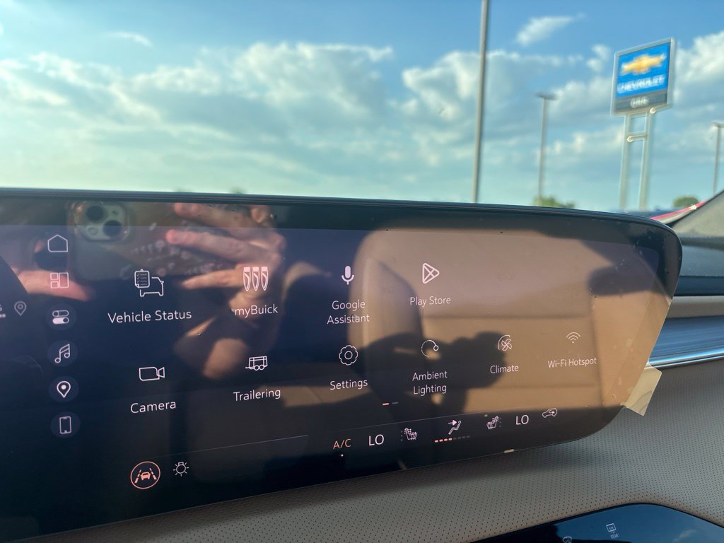 New 2027 Buick Enclave Preferred FWD image 20