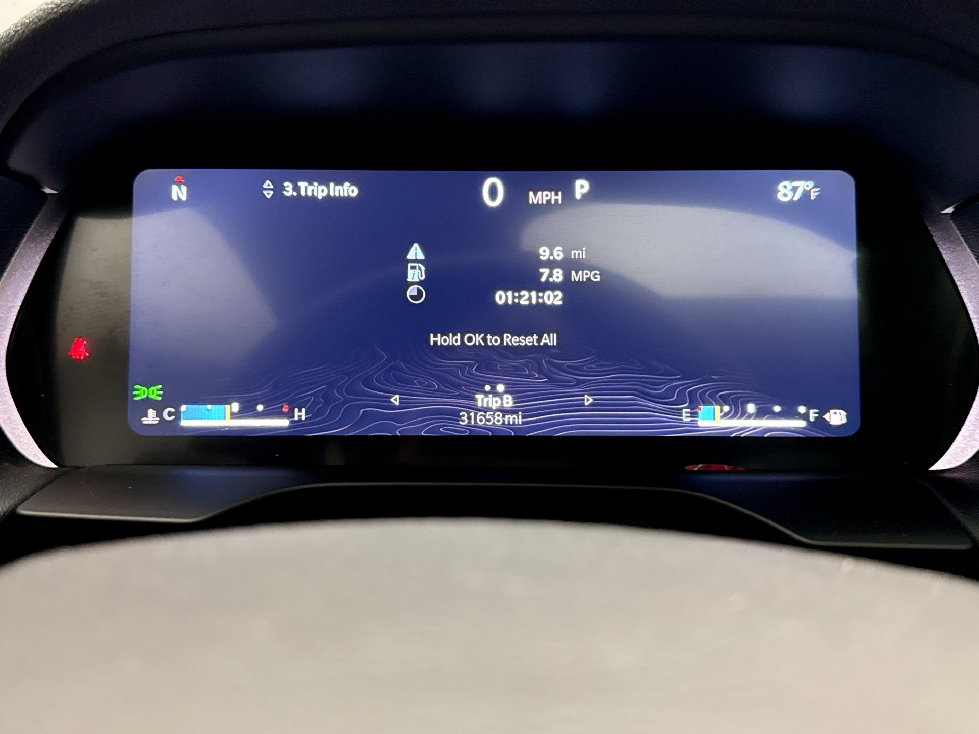 Used 2023 Jeep Grand Cherokee Altitude AWD/4WD image 9