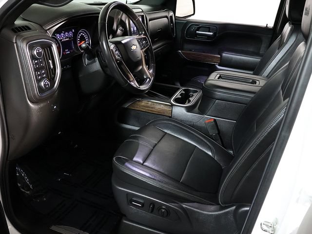 Used 2020 Chevrolet Silverado 1500 High Country w/ Technology Package AWD/4WD image 13