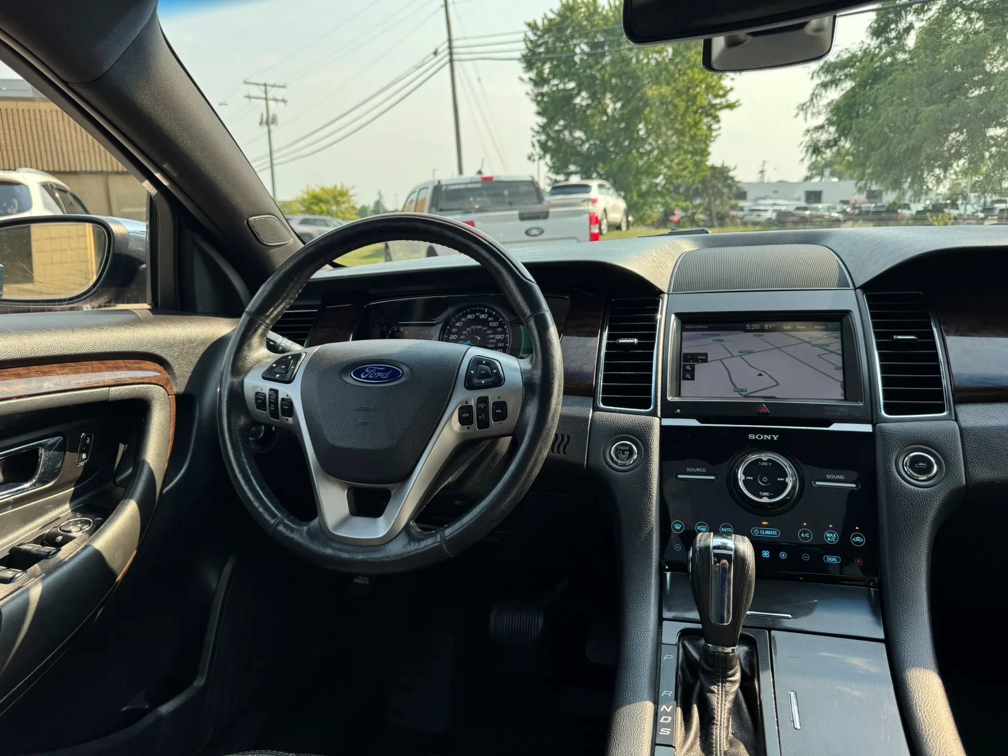 Used 2014 Ford Taurus Limited w/ Equipment Group 301A AWD/4WD image 16